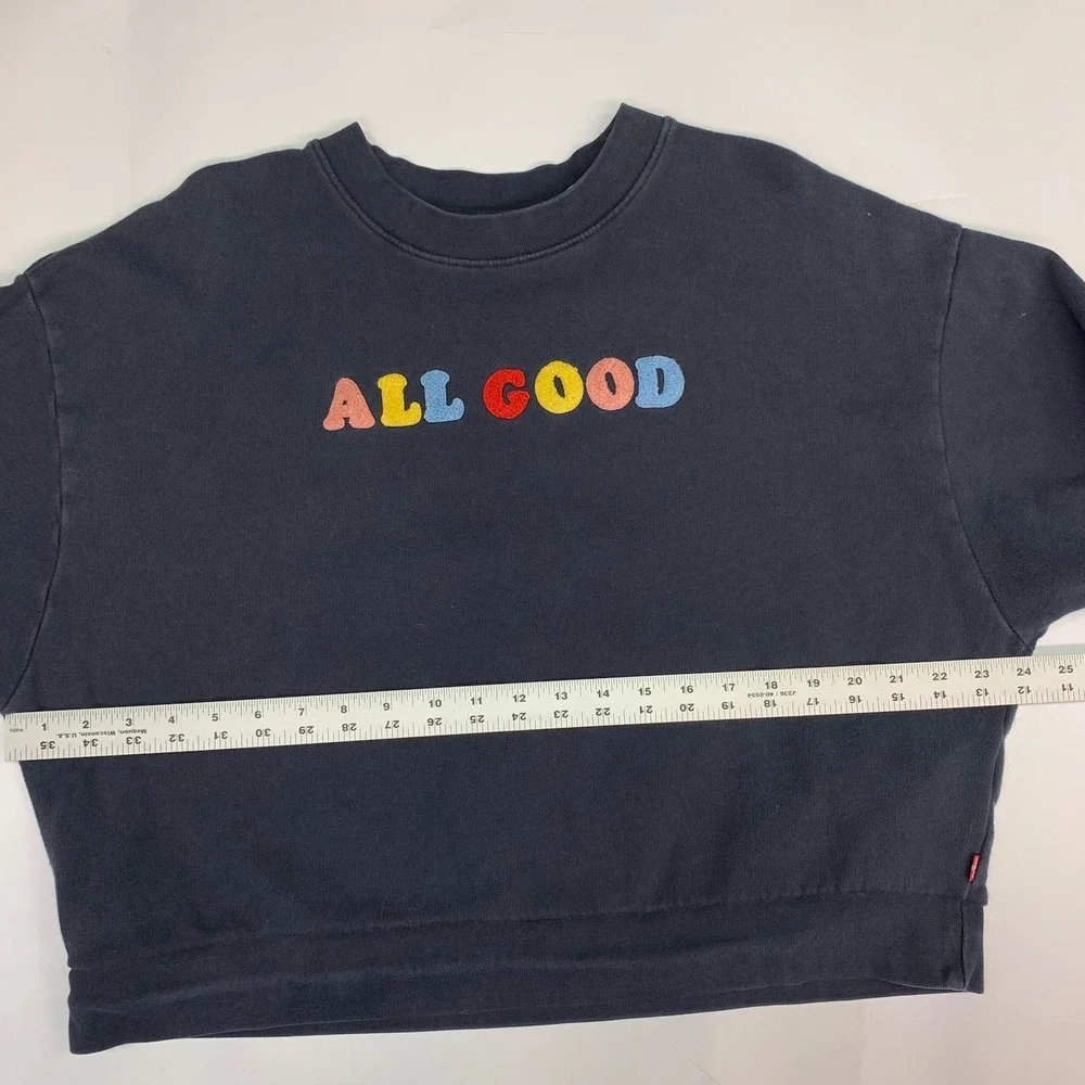 Levis Women's Black Crewneck‎ Sweatshirt All Good Graphic Size M - Picture 12 of 14